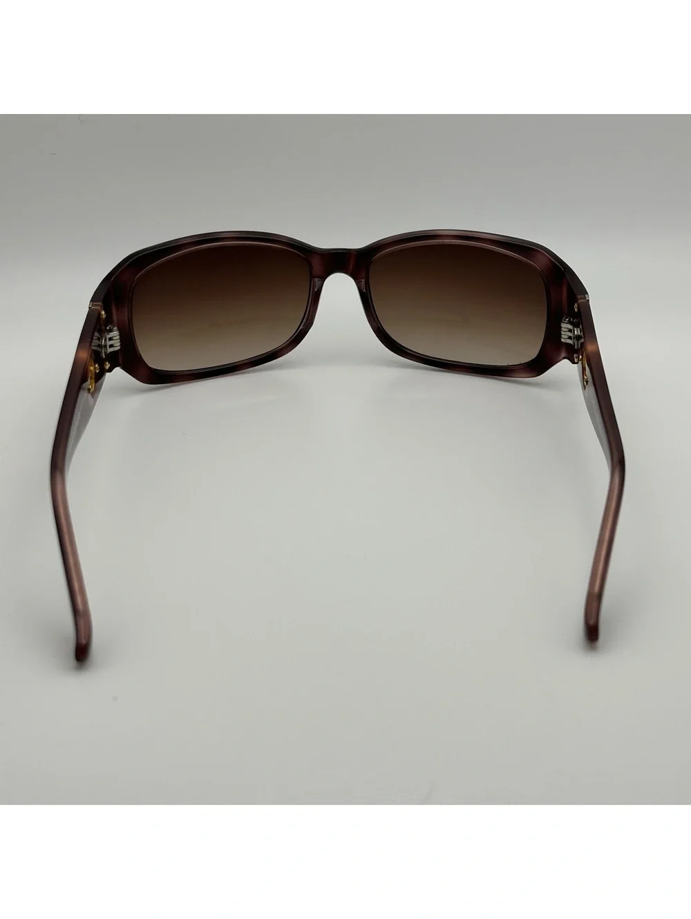 Fossil Katie Women's Brown Gradient Lens Sunglasses with Gold Accents